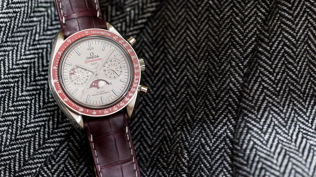 Omega Speedmaster Moonphase Co-Axial Master Chronometer Chronograph - Baselworld 2016