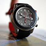 Omega_Seamaster_Diver_300m_ETNZ_quattro.JPG