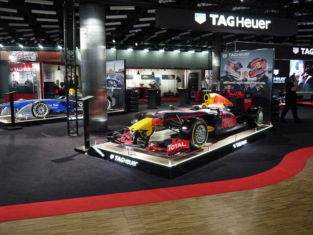 TAG Heuer al Salone dell'auto di Ginevra 2016