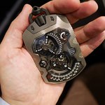 Urwerk_UR_1001_Titan_5.JPG