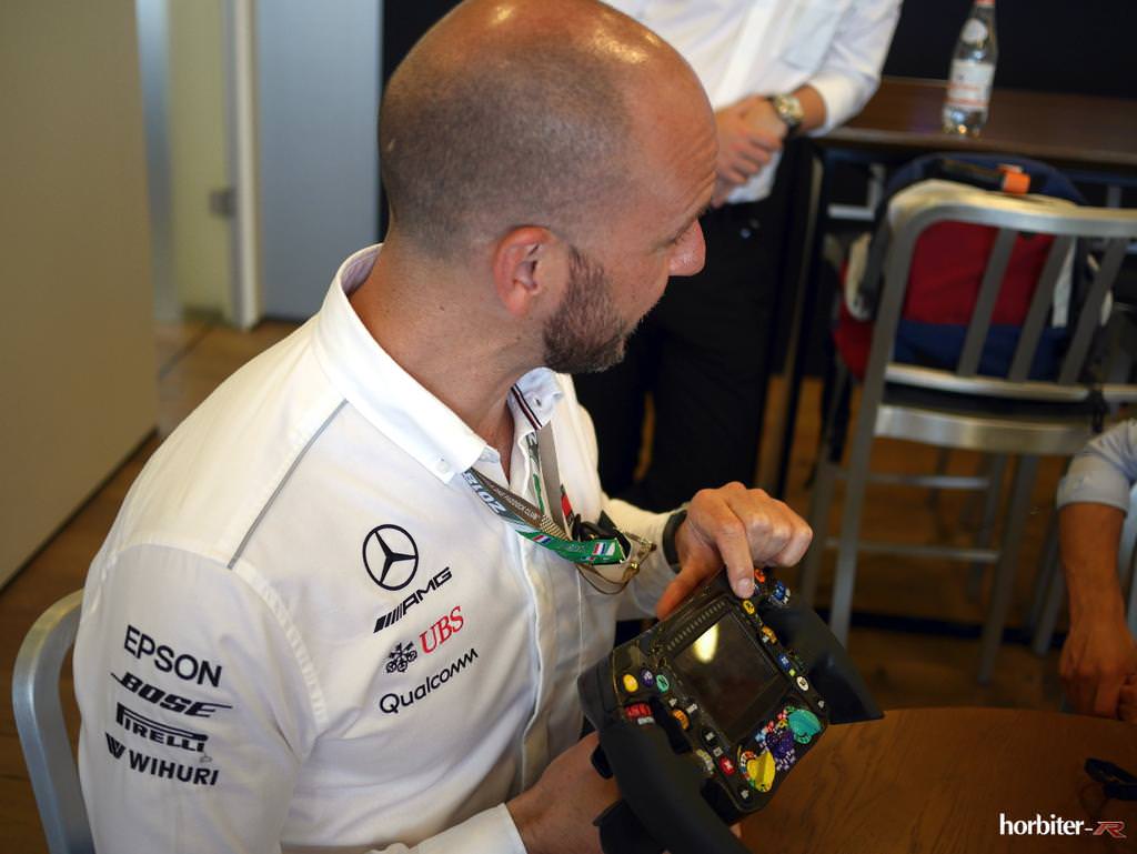 amg-mercedes-petronas-team-member-explains-f1-steering-wheel
