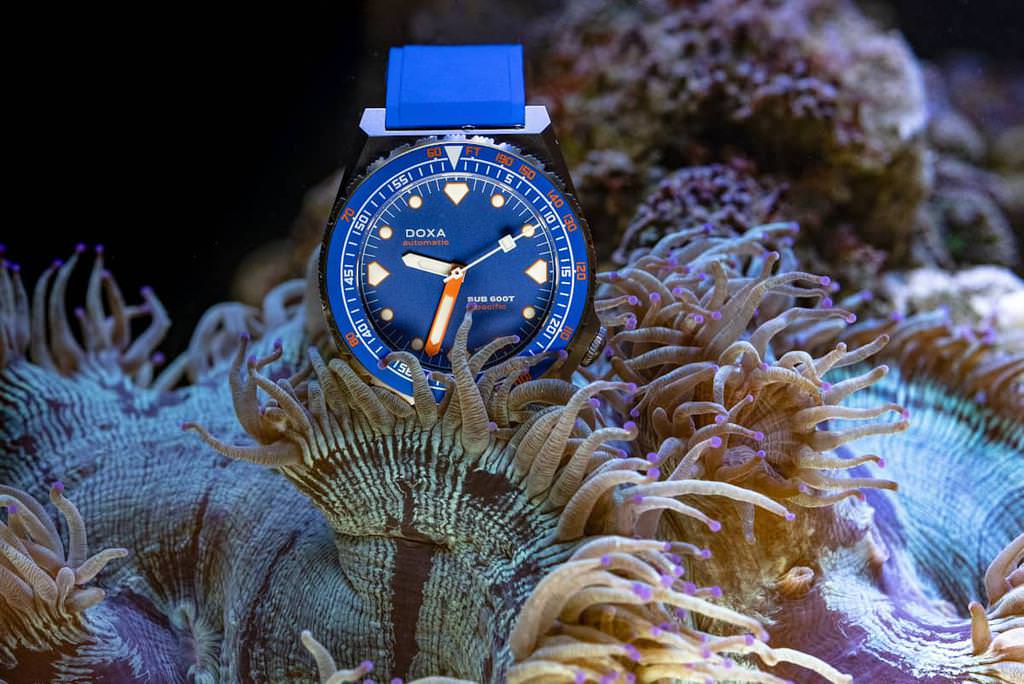 doxa-sub-600t-pacific-limited-edition-1