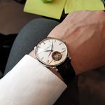 h_Moser_Cie_Venturer_Tourbillon_Dual_Time_White_Dial_Roman_Numerals_7