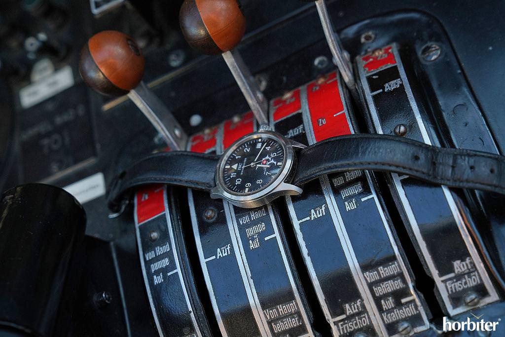 iwc-fliegeruhr-mark-XII-limited-edition-patrouille-suisse
