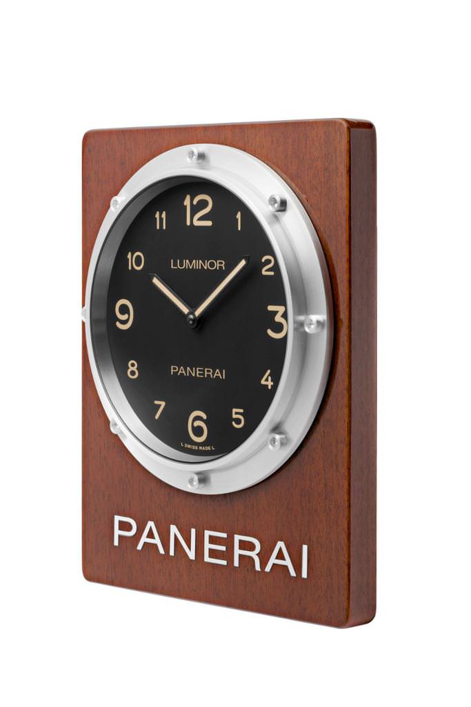 panerai-pam-642-wall-clock-2