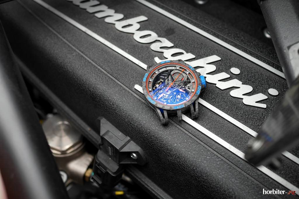 roger-dubuis-excalibur-spider-aventador-s-neptune-blue