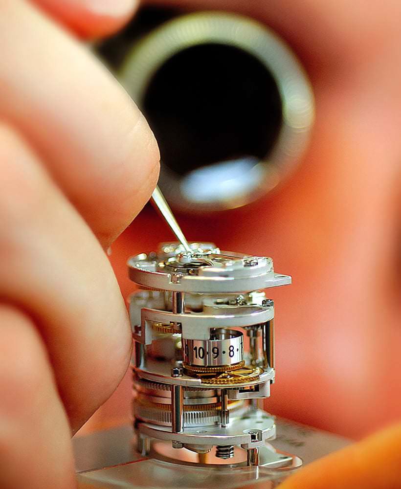 Parmigiani Fleurier for Bugatti Type 370 movement