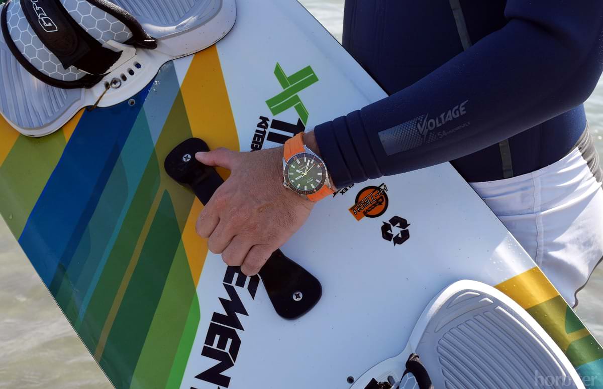 Mido-Ocean-Star-Captain-Titanium-orange-rubber-strap-8 Mido-Ocean-Star-Captain-Titanium-orange-rubber-strap-8