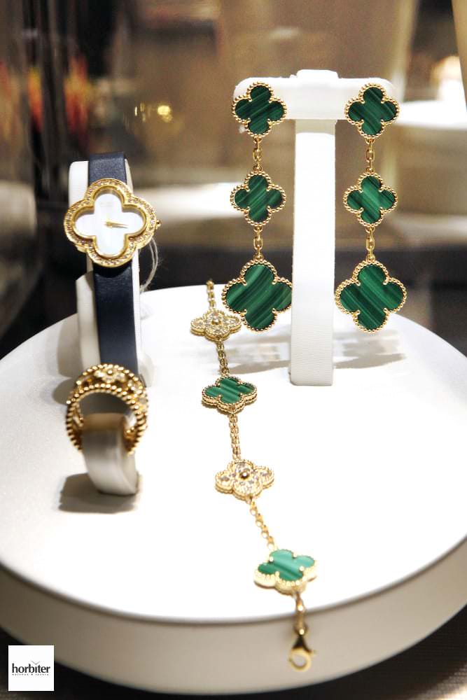 Van_Cleef_Arpels_Alhambra_Boutique_Milan