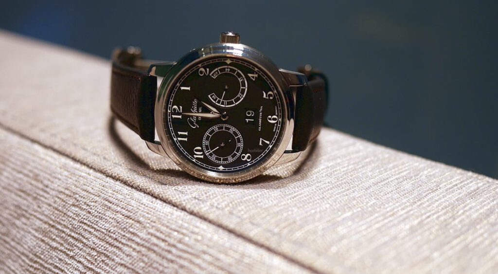 Il Glashütte Original Senator Observer dal vivo è così