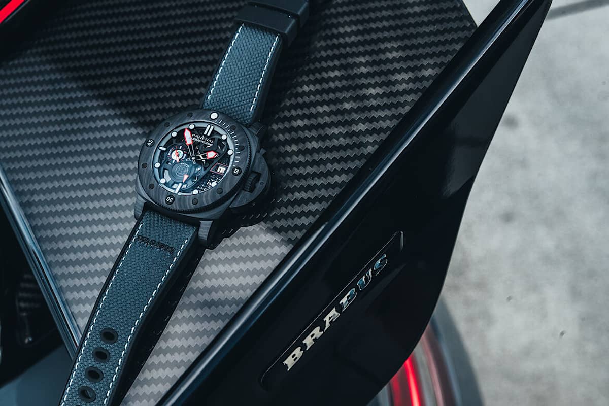 panerai-submersible-s-brabus-black-ops-edition-pam-01240-1