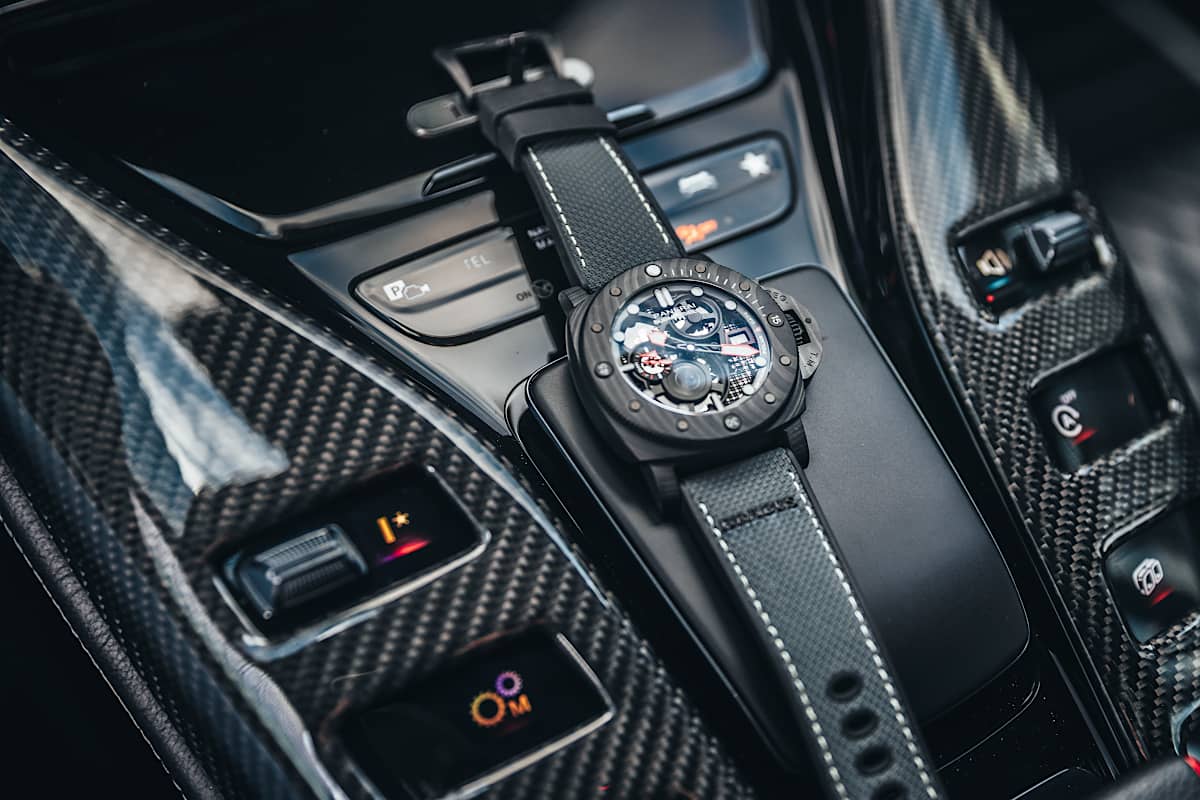 panerai-submersible-s-brabus-black-ops-edition-pam-01240