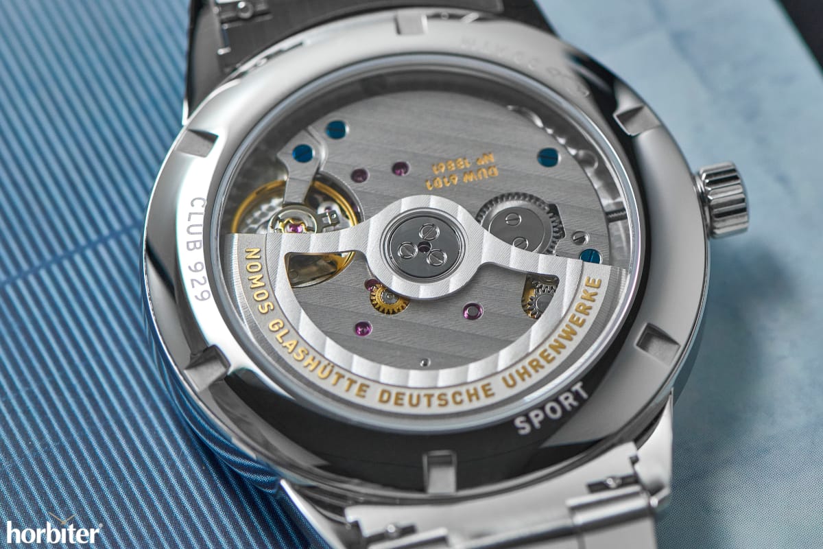 nomos club sport neomatik 42 blue 4