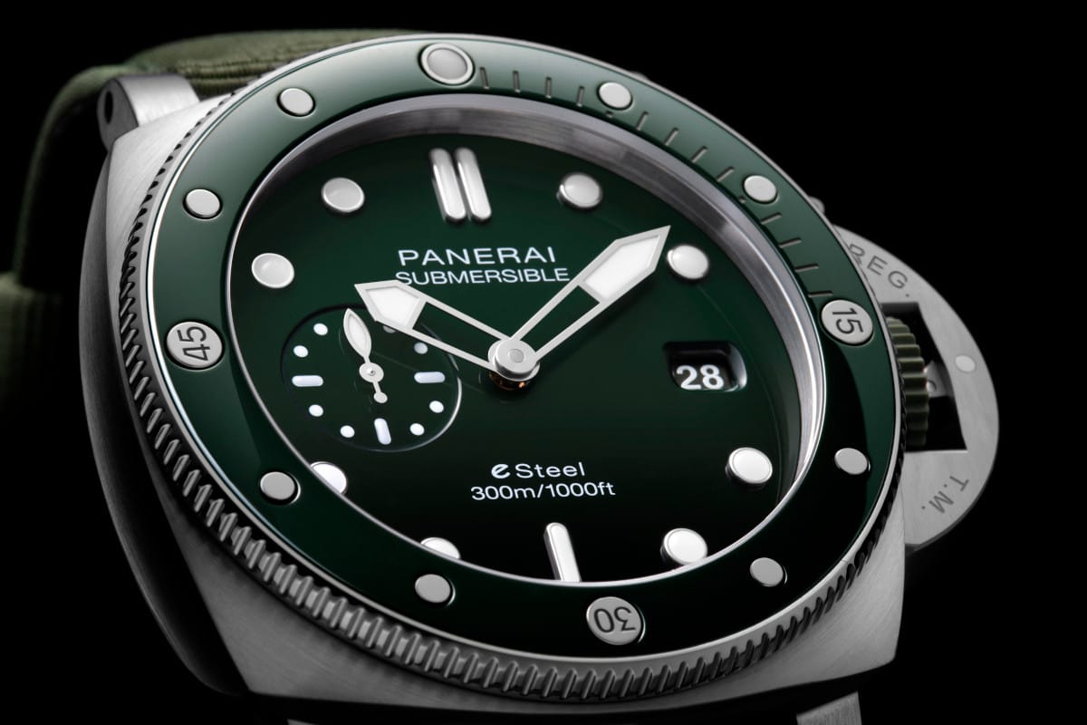 panerai submersible quarantaquattro e-Steel verde smeraldo pam 1287 uno