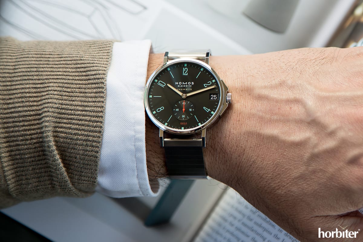 nomos glashuette tangente sport neomatik 42 date