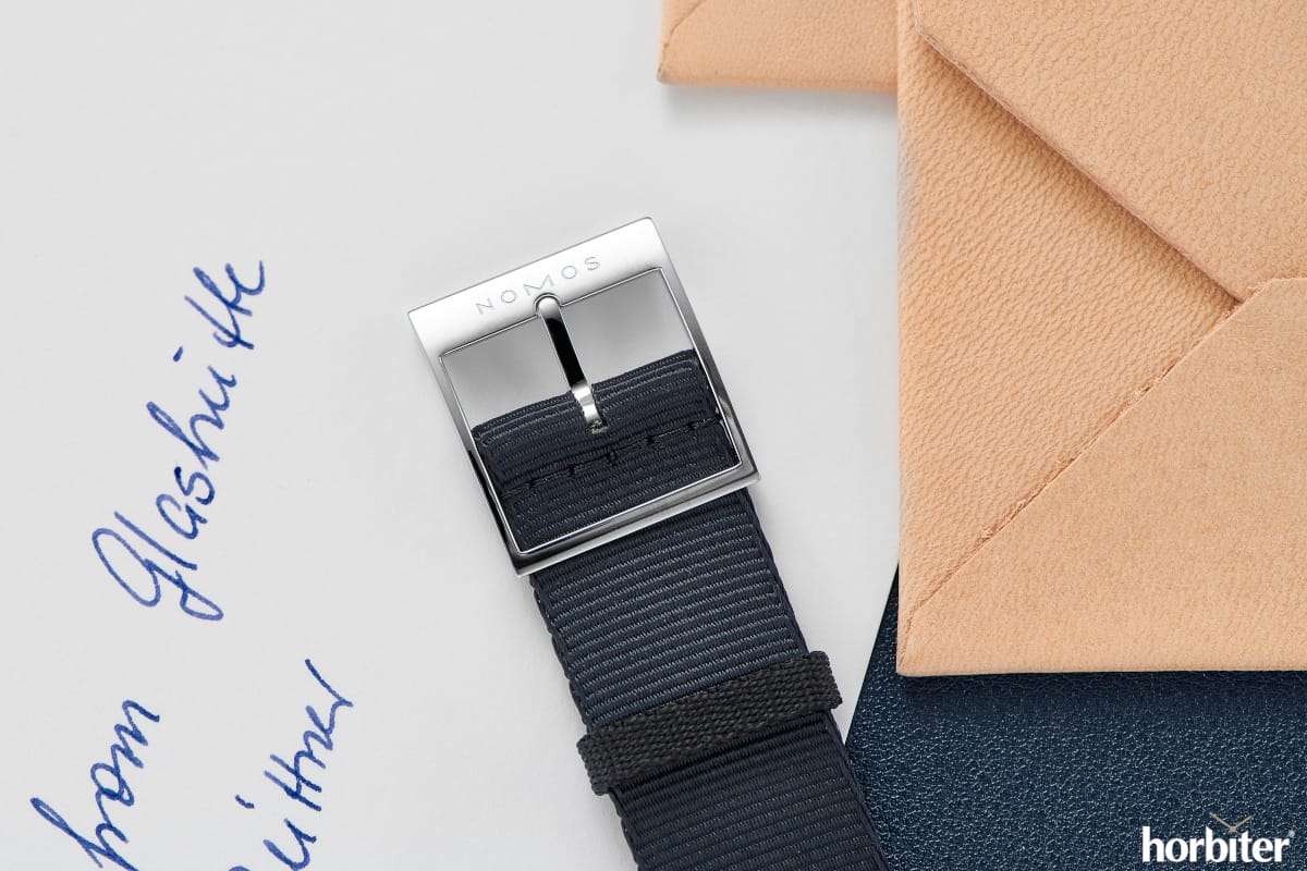 Nomos Glashütte Ahoi neomatik 38 Datario Cielo e Sabbia 2