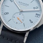 Nomos Glashütte Ahoi neomatik 38 Datario Cielo e Sabbia 5