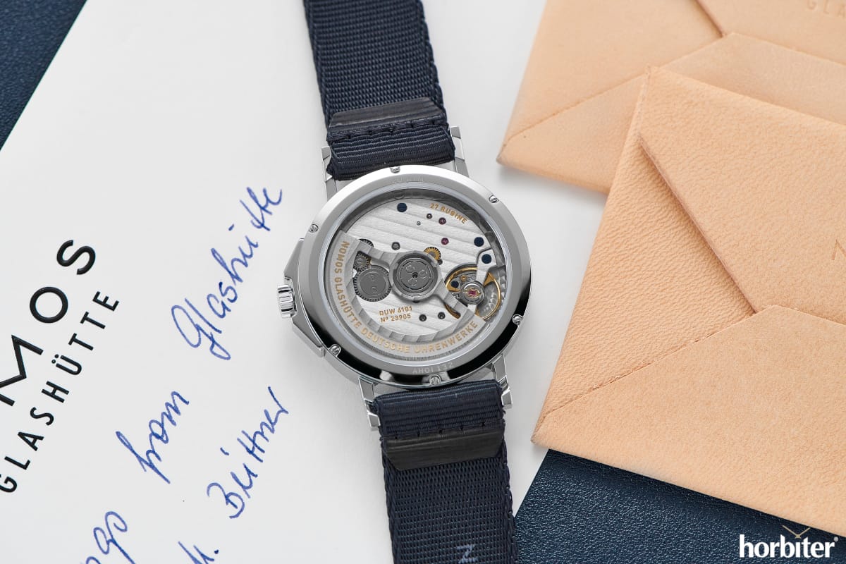 Nomos Glashütte Ahoi neomatik 38 Datario Cielo e Sabbia