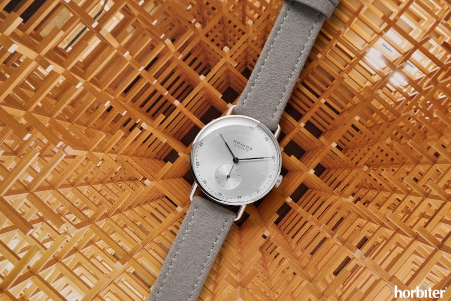 nomos metro 33 due