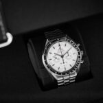 omega moonwatch quadrante laccato bianco 3