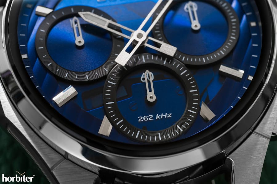 bulova curv progressive 10 anniversary 8